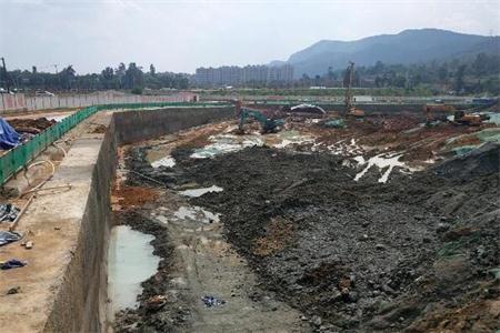 西藏钢花管边坡支护施工